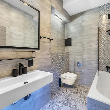 Carlsbad Suites-2 By Interhome